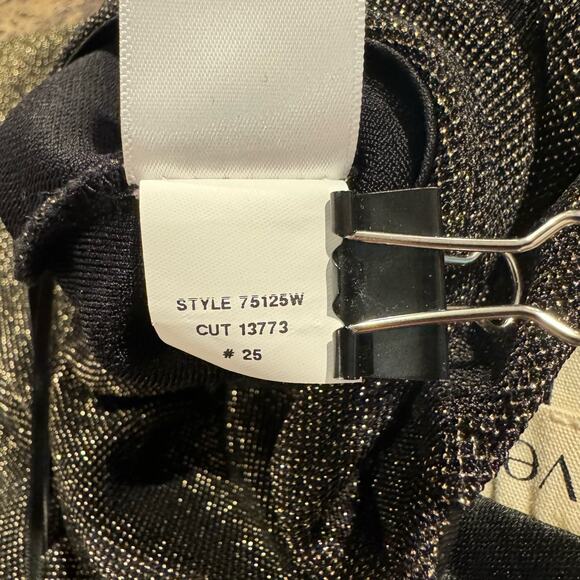 52seven Jumpsuit Glam Luxury Disco Y2K Holiday Minimalist Metallic Gold 2X LB - Picture 5 of 6